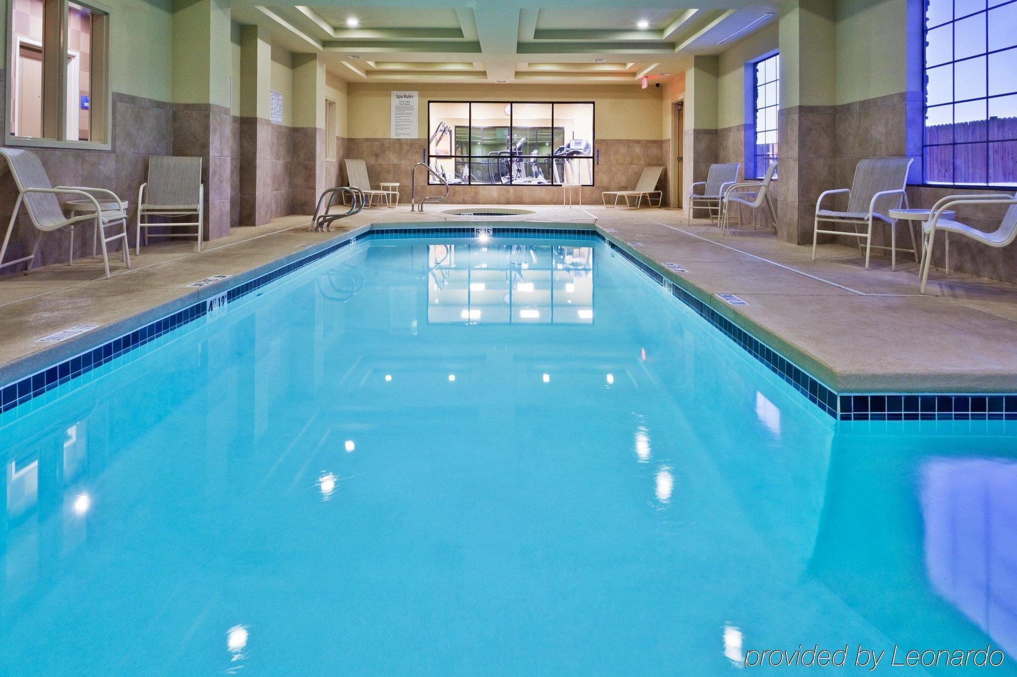 Holiday Inn Express & Suites Clovis By Ihg Facilities photo